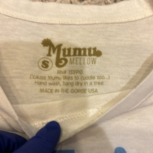 Show Me Your Mumu Graphic Tee for summer and the beach! - Picture 2 of 5